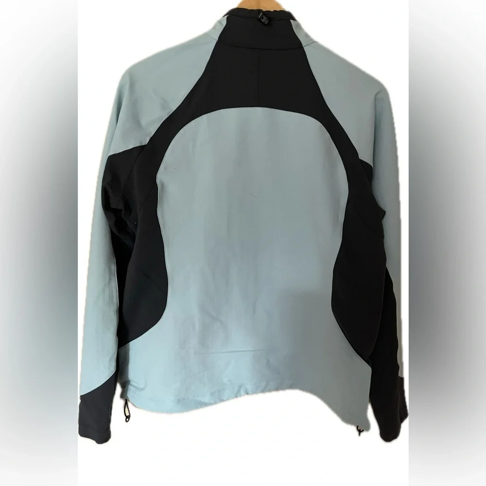 REI woman’s light weight blue and black jacket Size L - Picture 2 of 10